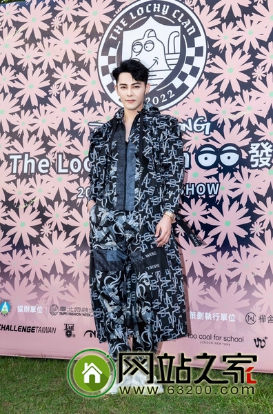 因地震成公仔受灾户 汪东城砸钱造抗震收藏柜