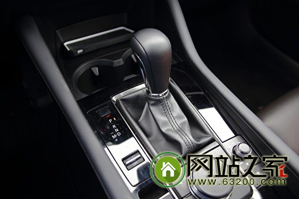 【车评】四驱轿跑车 2022 Mazda3 2.5 Turbo Premium Plus AWD