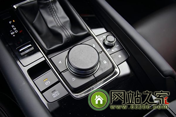 【车评】四驱轿跑车 2022 Mazda3 2.5 Turbo Premium Plus AWD