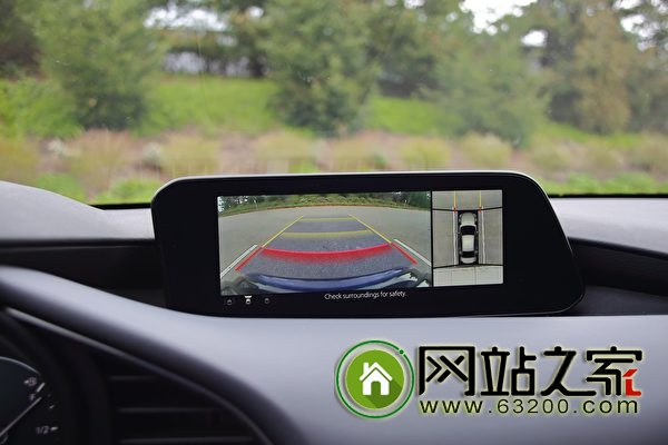 【车评】四驱轿跑车 2022 Mazda3 2.5 Turbo Premium Plus AWD